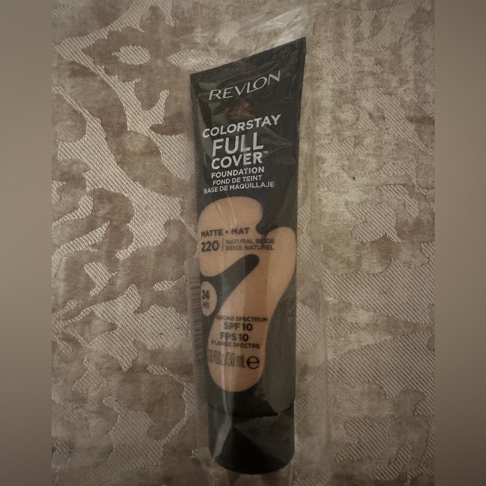 Revlon colorstay full cover foundation